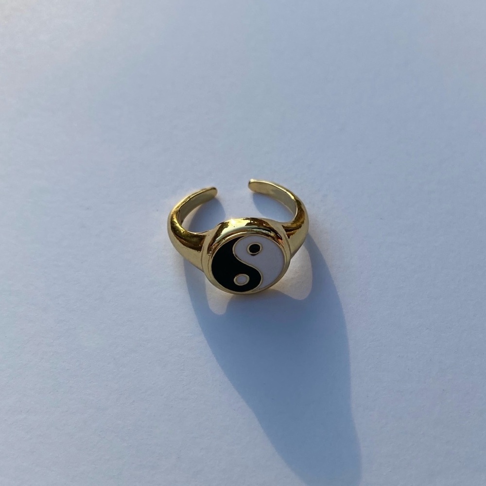 Gold filled ying yang ring